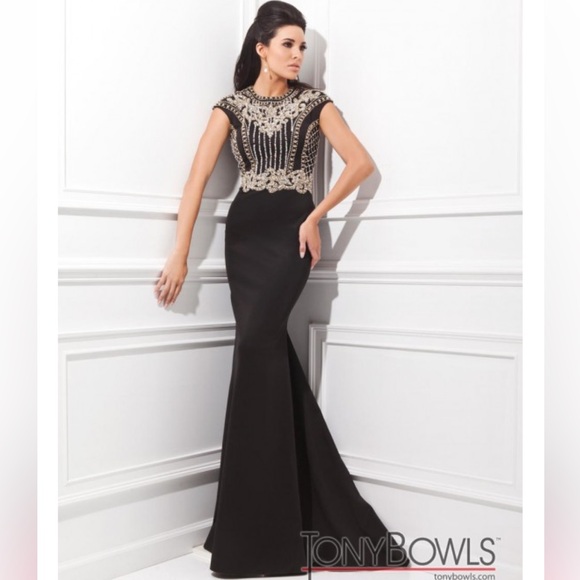 Tony Bowls evening cap sleeves jewels with detailed bust long gown Tony Bowls evening cap sleeves jewels with detailed bust long gown